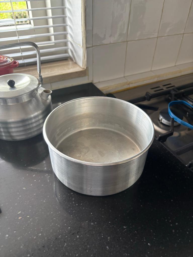 Camping pannenset met fluitketel en klemmen, Ophalen, Gebruikt