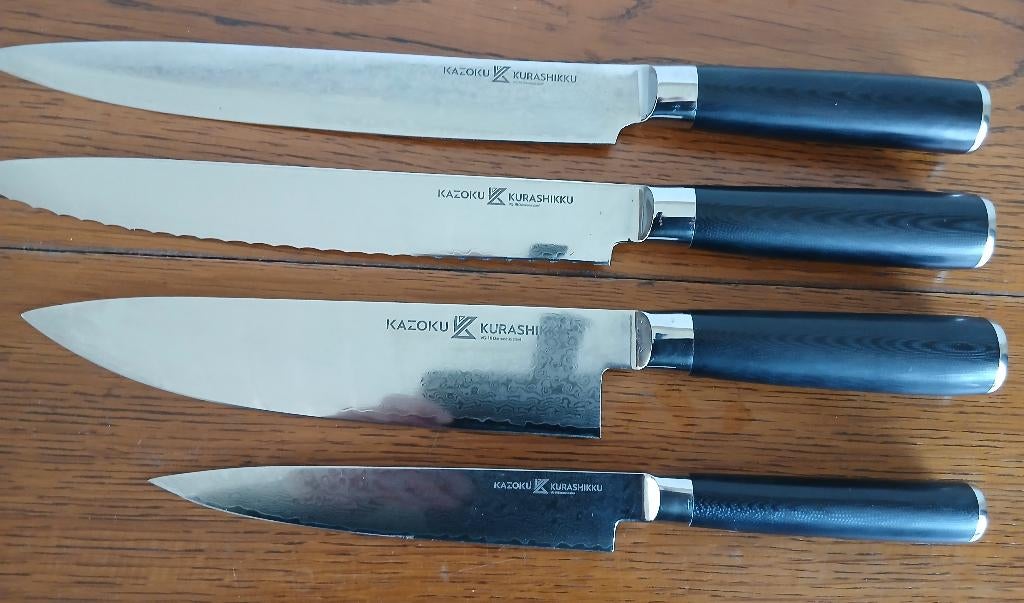 Set van 4 Japanse messen Kazoku Kurashikku, als nieuw !, Huis en Inrichting, Keuken | Bestek, Ophalen of Verzenden, Zo goed als nieuw
