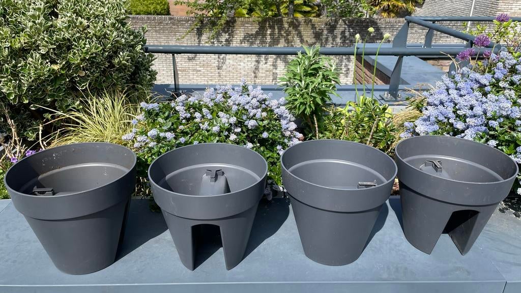 Set van 4 donkergrijze Elho balkon(rand) bloempotten, Kunststof, Gebruikt, Balkon, Minder dan 60 cm