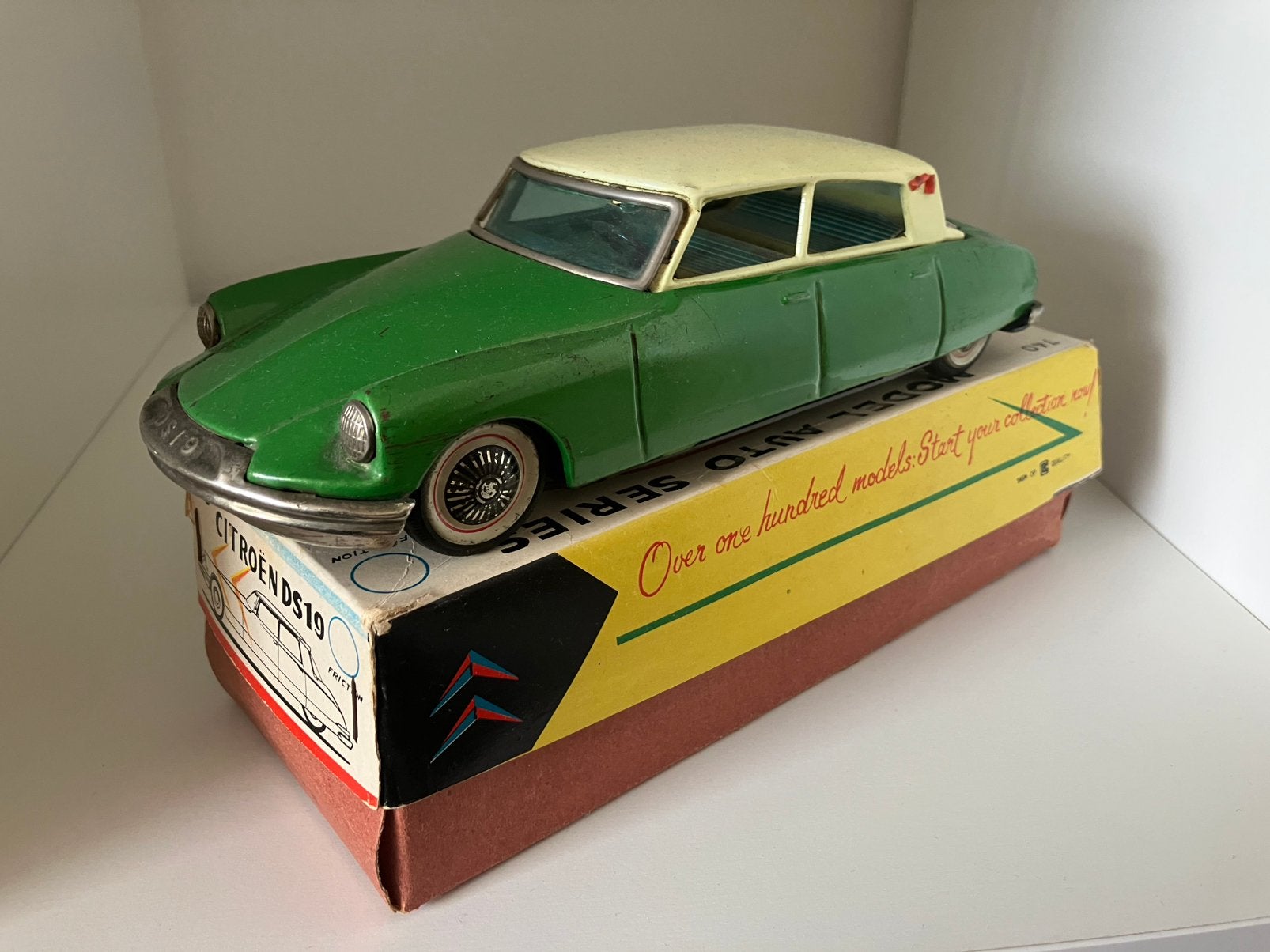 Bandai Citroen DS groen + ovp!! Antieke vintage blikken auto, Antiek en Kunst, Ophalen of Verzenden