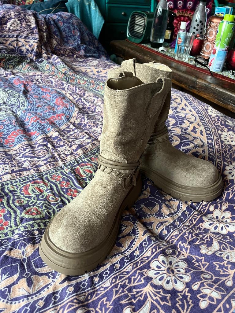 Splinternieuwe laarzen maat 39 nu voor 39,99€, Hoge laarzen, Noidea, Beige, Nieuw