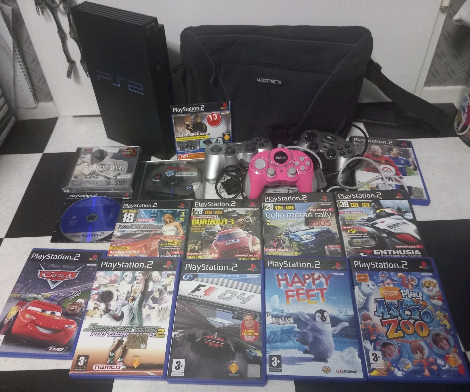 ps2 met games en controllers, Spelcomputers en Games, Met games, Ophalen of Verzenden, Zo goed als nieuw, Met 3 controllers of meer