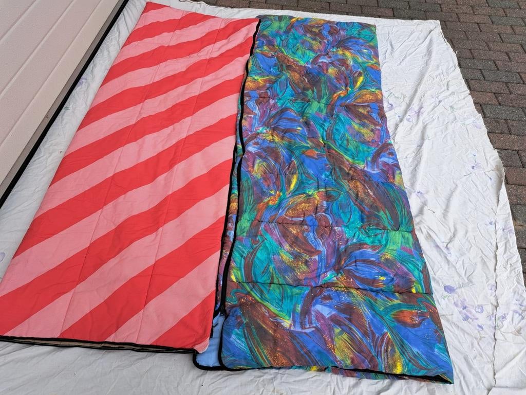 Te koop 2 slaapzakken 2x gewassen, Hobby en Vrije tijd, Stoffen en Lappen, 120 cm of meer, 200 cm of meer, Ophalen of Verzenden