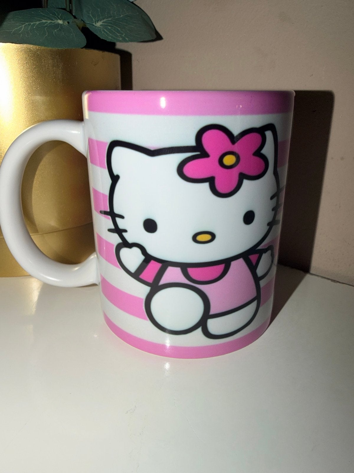 Nieuwe Hello Kitty Mok - Roze gestreept, Overige typen, Nieuw, Ophalen of Verzenden, Roze