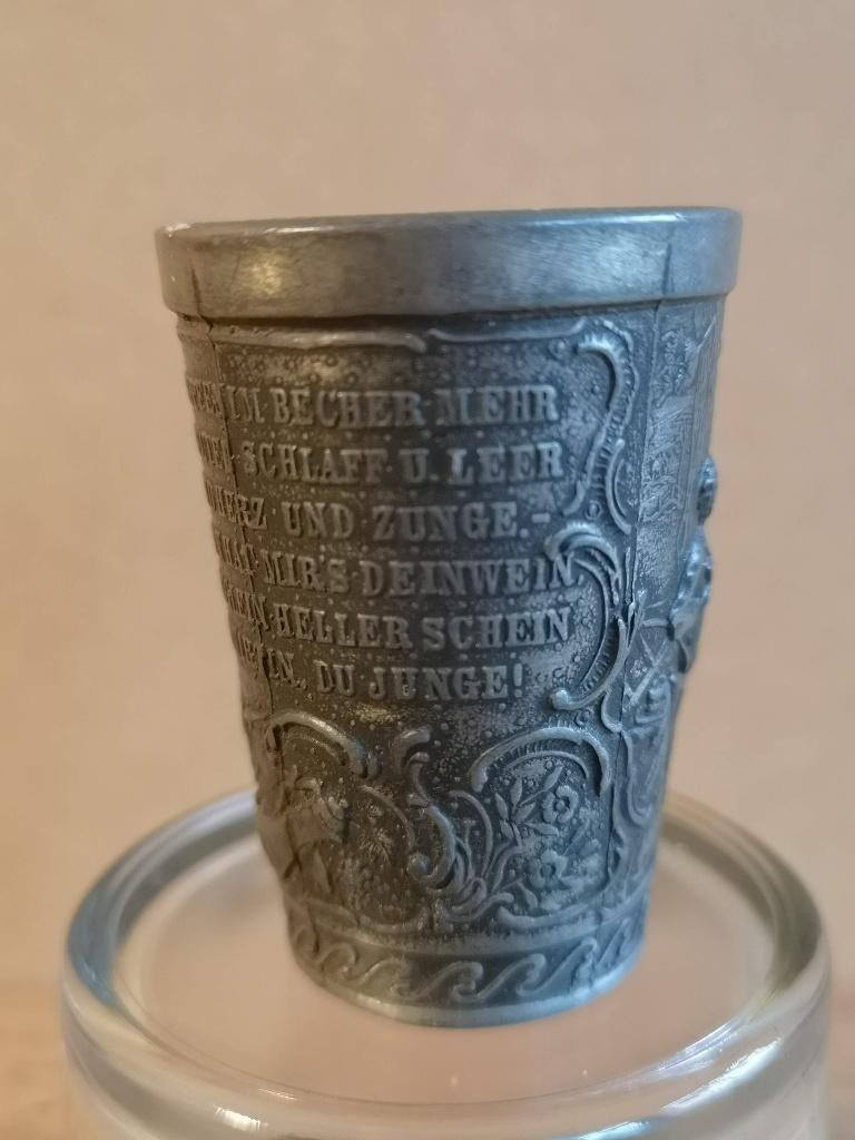 Tinnen bekertje Lindenwirtin-motief Frieling Zinn, Antiek en Kunst, Antiek | Tin, Ophalen of Verzenden