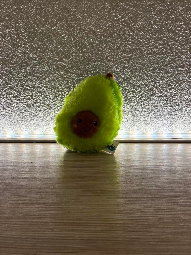 Leuke Squishmallow Avocado Knuffel - Zo goed als nieuw, Kinderen en Baby's, Speelgoed | Knuffels en Pluche, Groen, Overige typen