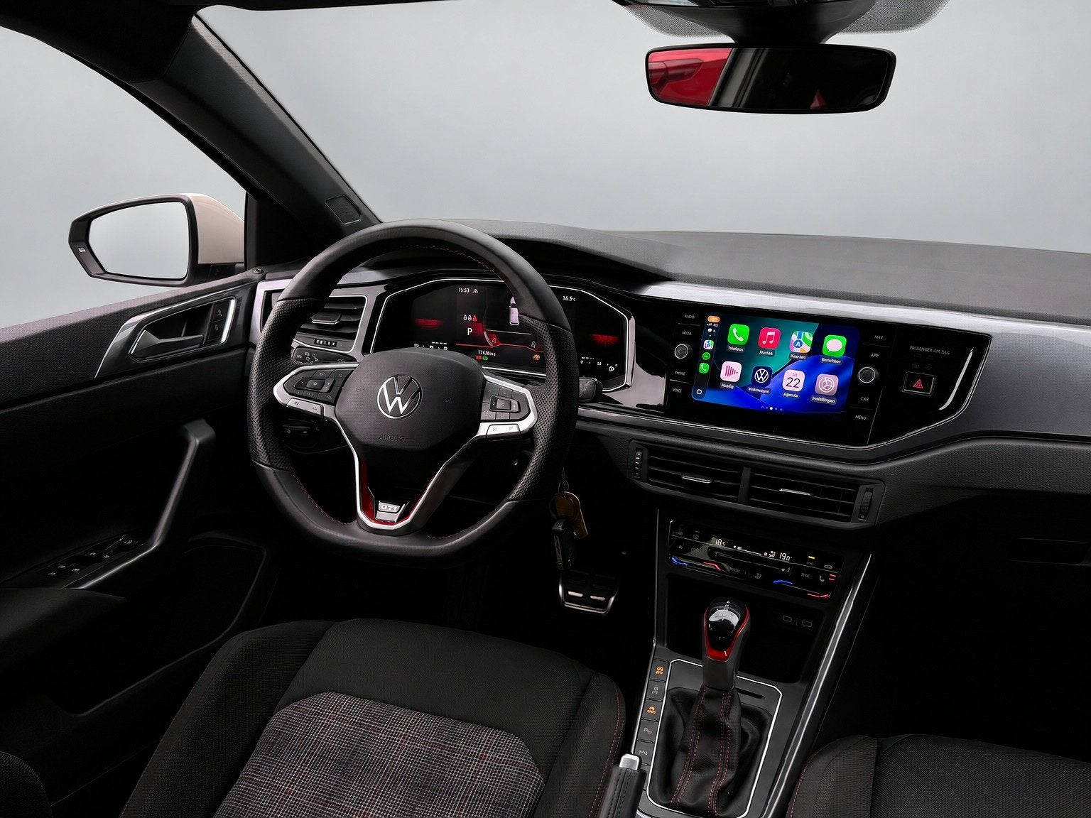 Volkswagen Polo 2.0 TSI GTI TSI 210PK DSG GTI-SPORT CARPLAY/, Auto's, 15 km/l, Gebruikt, 4 cilinders, Wit