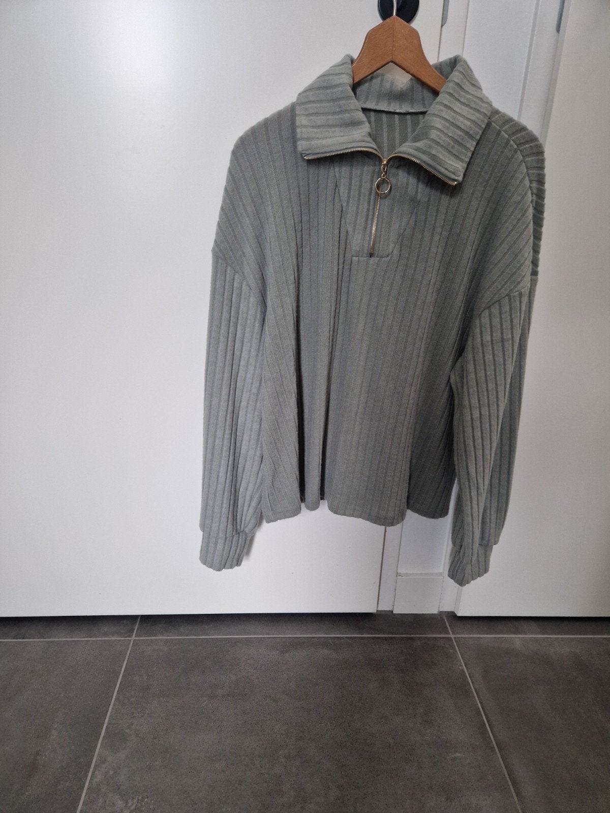 Geribbelde trui met rits en kraag - Groen maat M Shein, Kleding | Dames, Truien en Vesten, Maat 38/40 (M), Ophalen of Verzenden