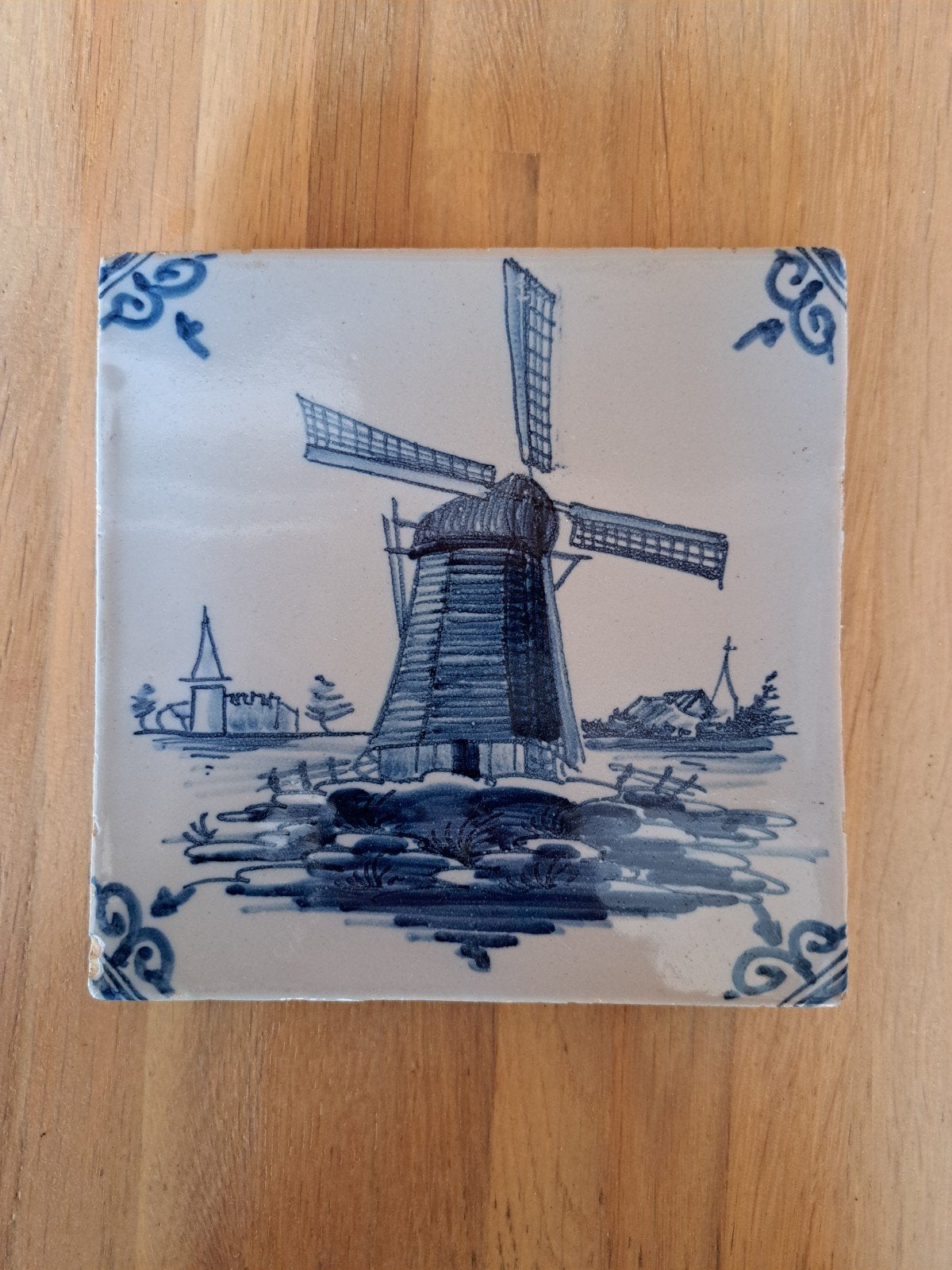 Antiek Delfts Blauw Tegel met Molen - Handgeschilderd, Ophalen of Verzenden