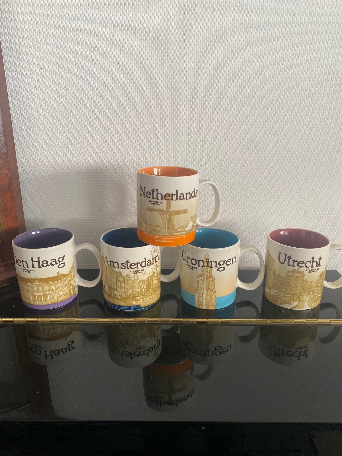 Starbucks city mugs Nederland, Ophalen of Verzenden, Zo goed als nieuw, Overige stijlen, Kop(pen) en/of Schotel(s)
