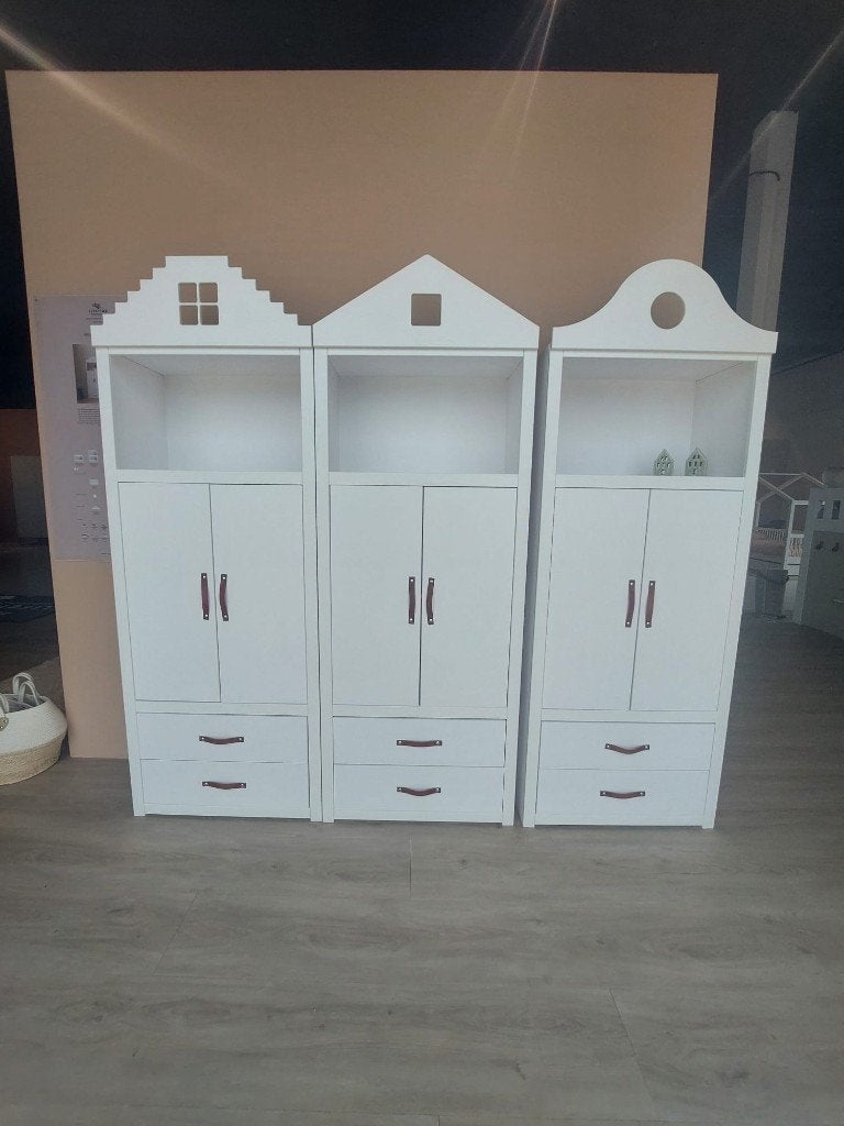 LifeTime 4-Vak Boekenkast Klok Gevel, Ophalen, Kast, 50 tot 70 cm, Nieuw