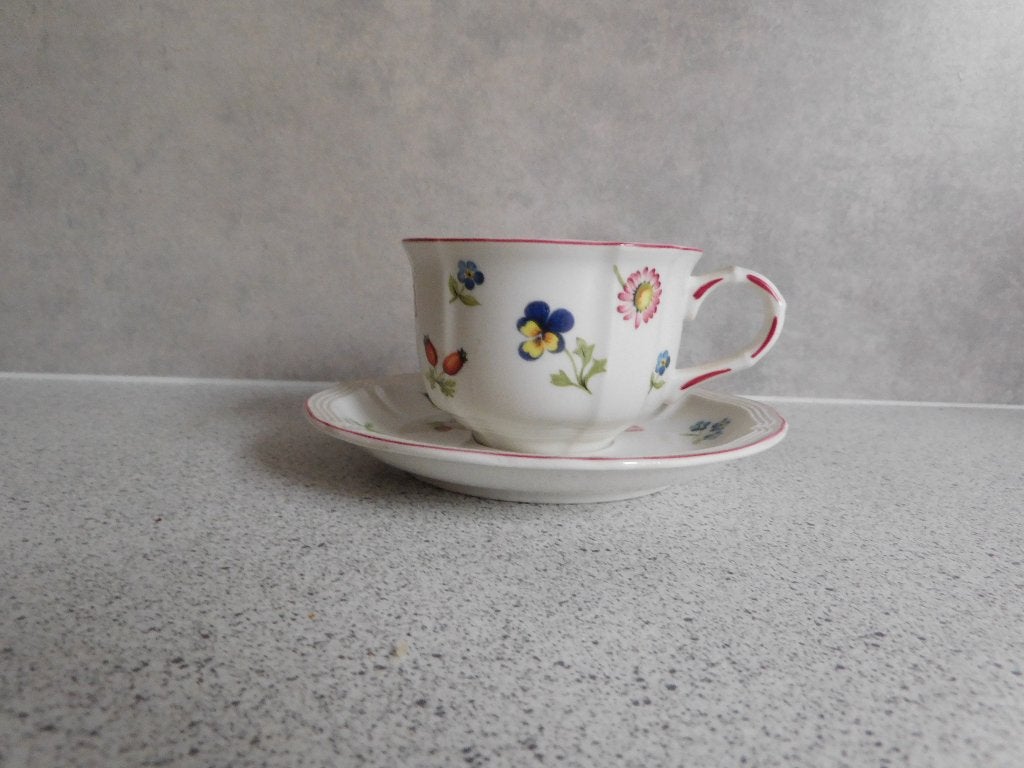 Thee Kop en schotel Petite Fleur Villeroy & Boch, Villeroy & Boch, Ophalen of Verzenden, Zo goed als nieuw, Overige stijlen