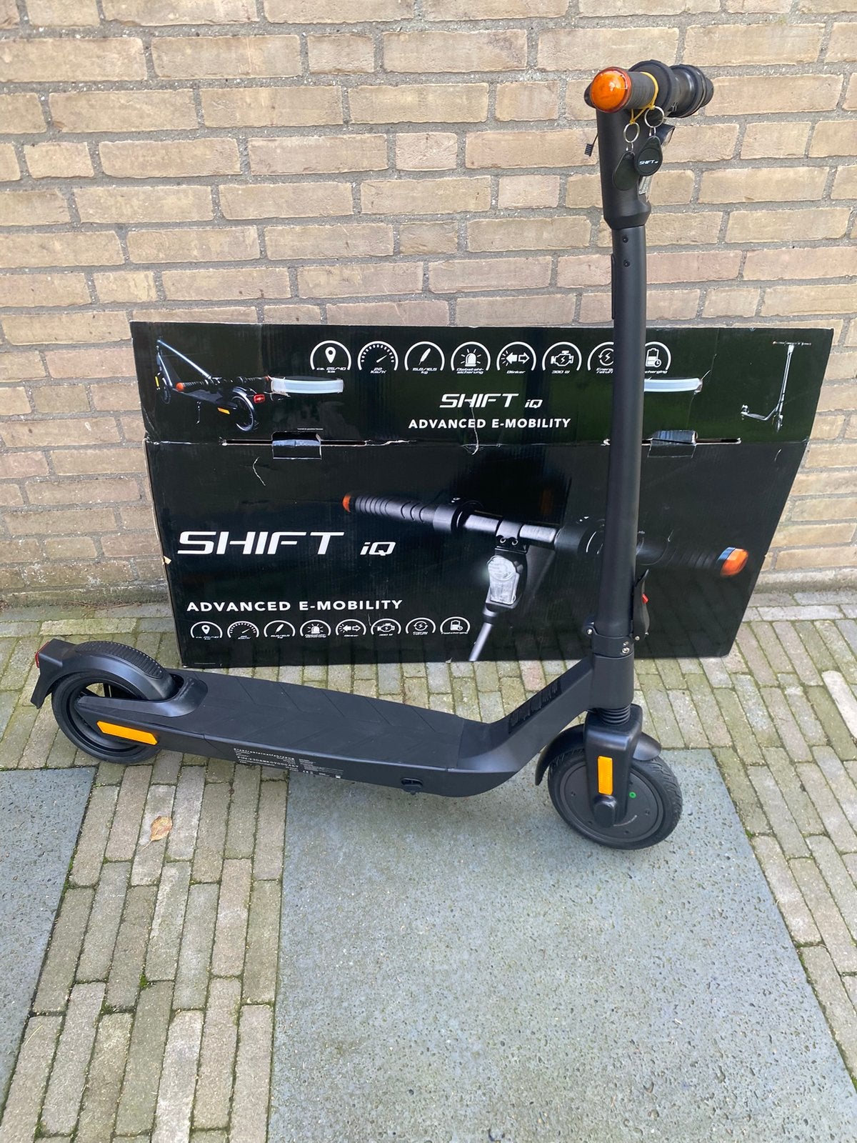 Foto 11 van Nieuwe elektrische step met knipperlichten