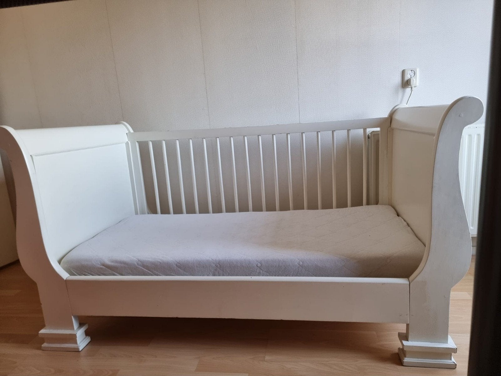 Prachtig Kinderbed, Ophalen