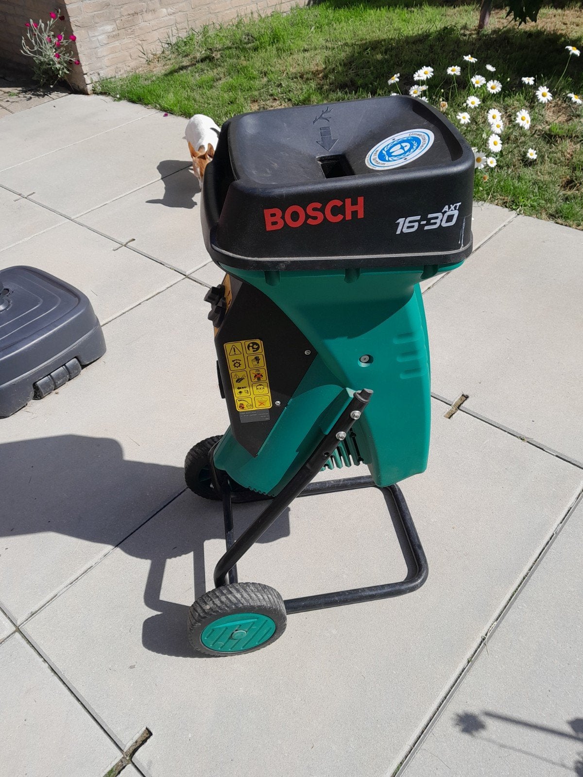 Bosch AXT 16 30 snoeihout hakselaar, Tuin en Terras, Hakselaars, Gebruikt, Ophalen