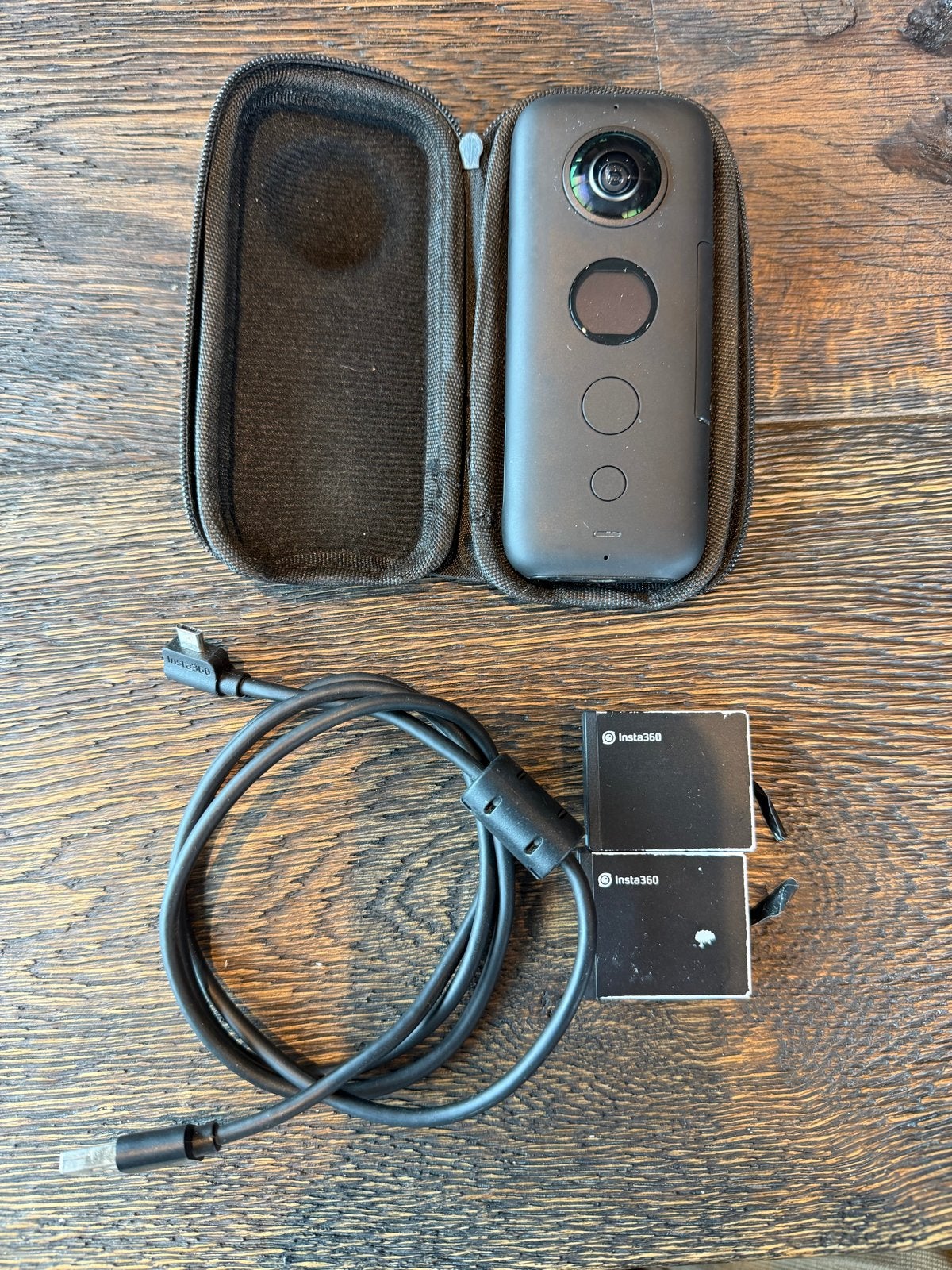 Insta360 ONE X actiecamera met 2 accu's en 32GB SD kaart, Audio, Tv en Foto, Ophalen of Verzenden, Zo goed als nieuw, Overige merken