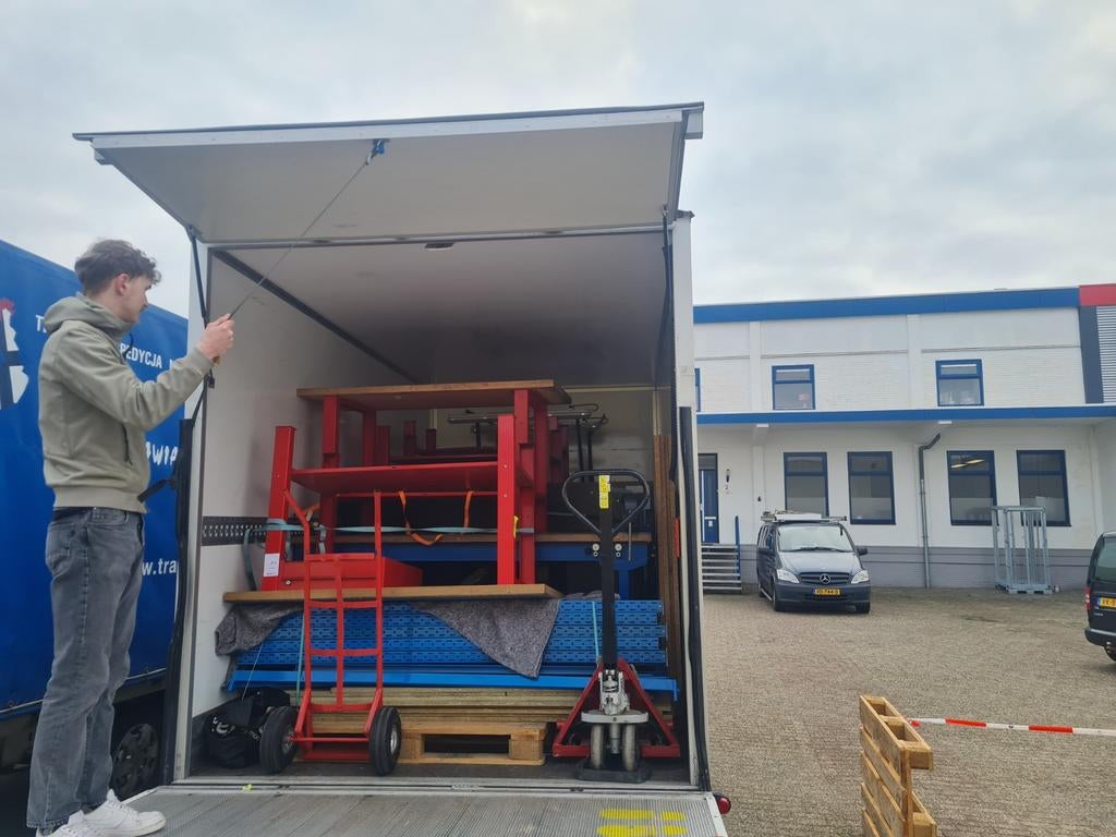 uw meubel,machine en veiling Transport incl verhuizingen