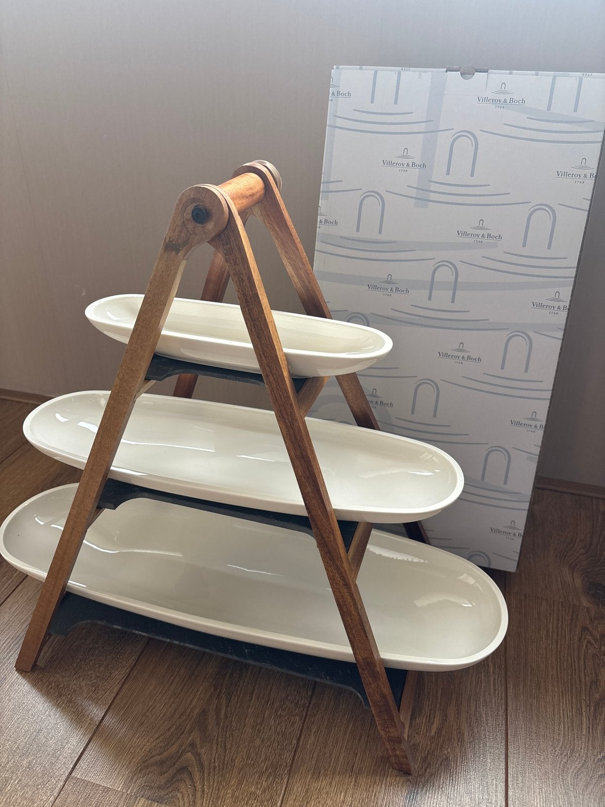 Villeroy & Boch Etagère met 3 schalen - Nieuw in doos, Ophalen, Hout, Nieuw, Modern