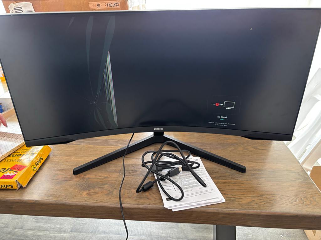 Samsung Odyssey G5 34” met barst - voor onderdelen/reparatie, Computers en Software, Monitoren, HDMI, Curved, VA, 1 tot 2 ms