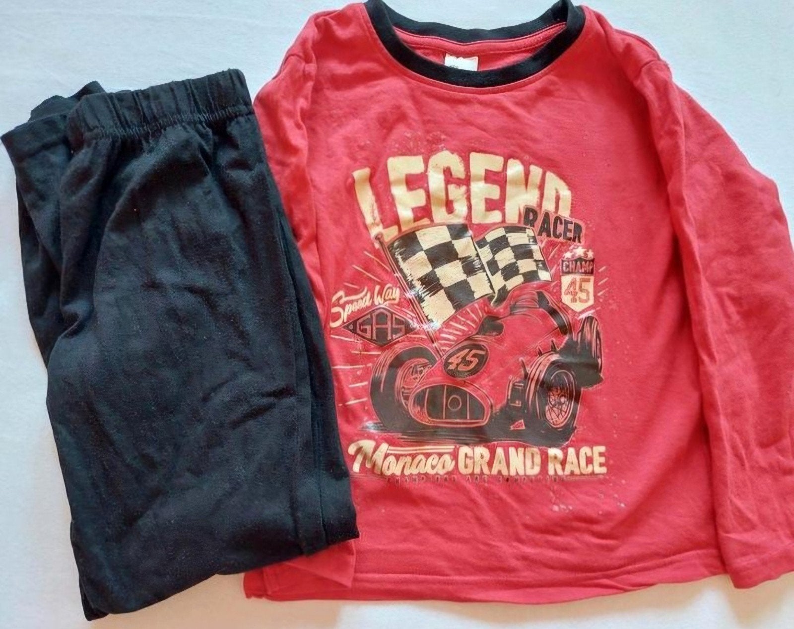 Racing pyjama mt 128, Ophalen of Verzenden, Zo goed als nieuw, Jongen of Meisje, Nacht- of Onderkleding