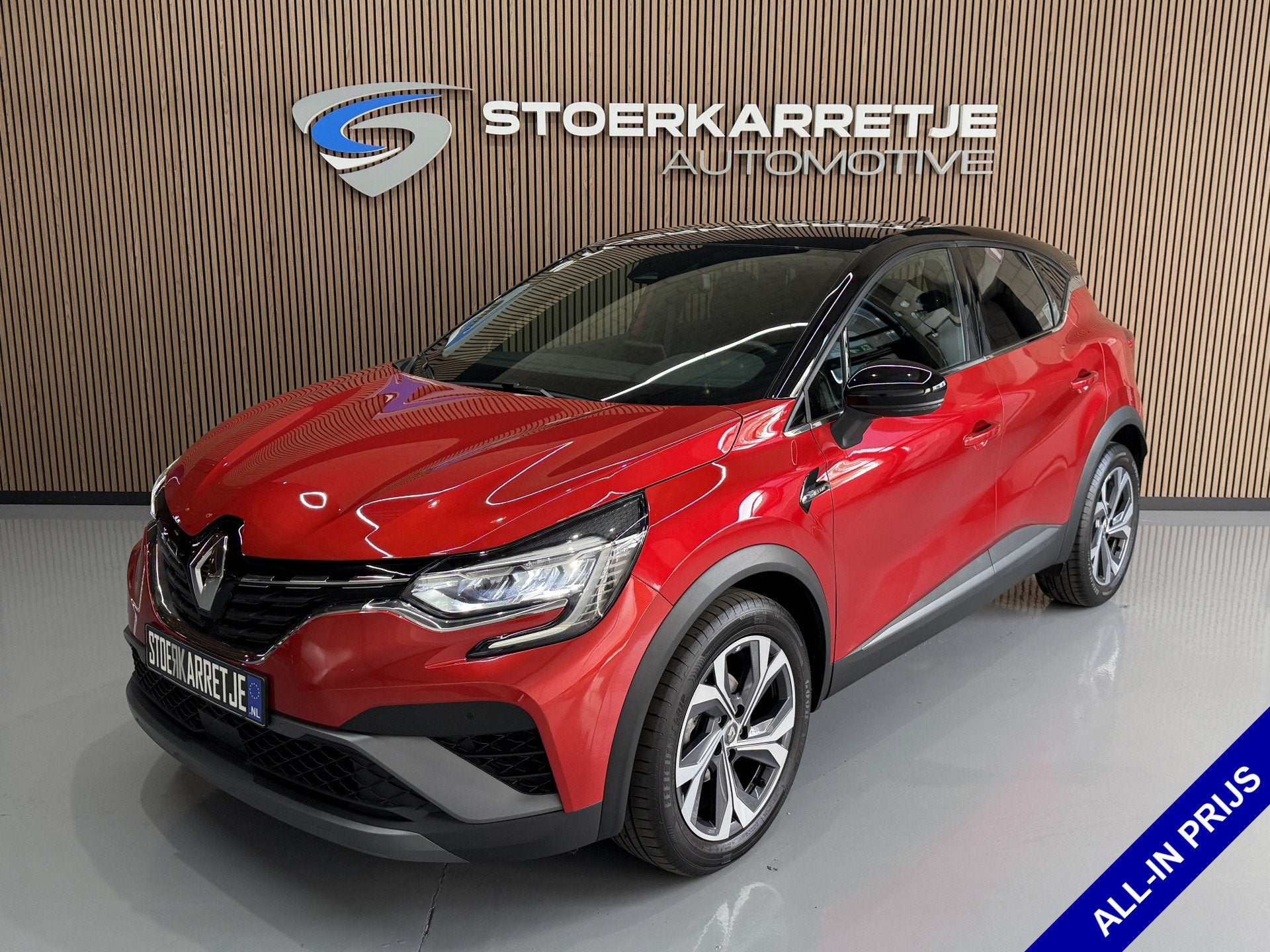 Renault Captur 1.3 TCe 140 R.S. Line | Groot navi | 18" | Ca, Dealer onderhouden, Gebruikt, Zwart, 4 cilinders