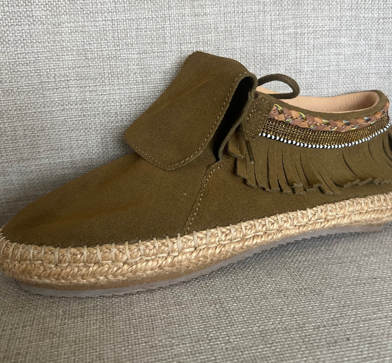 Suede laarsjes met franjes (nieuw), Ophalen of Verzenden, Nieuw, Groen, Lage of Enkellaarzen