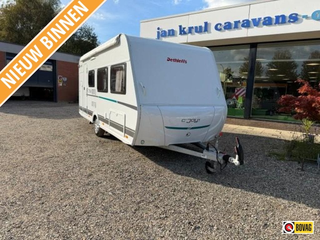 Dethleffs C'Joy 480 QLK mover airco stapelbed, Standaardzit, Bedrijf, 750 - 1000 kg, Dwarsbed