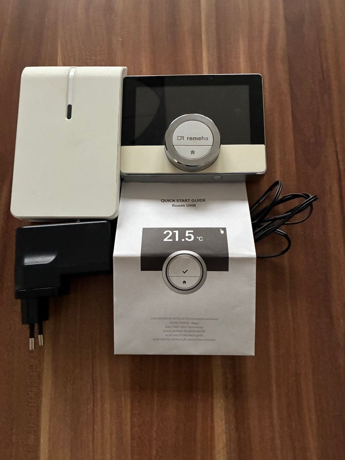 Remeha eTwist slimme thermostaat met Gateway en adapter, Ophalen, Slimme thermostaat