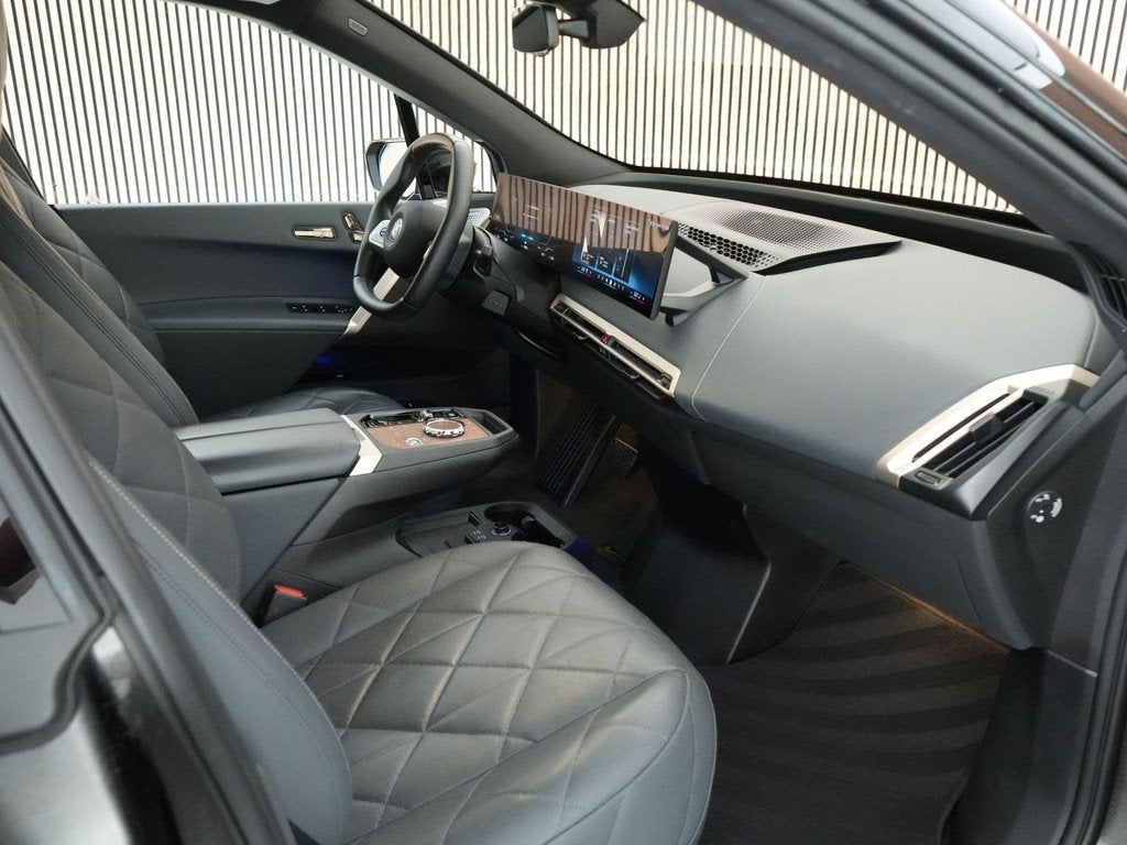 BMW iX xDrive50 Business Edition Plus 112 kWh |BTW-auto|spor, Auto's, Automaat, 660 min, Gebruikt, 523 pk