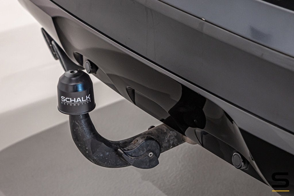 BMW X1 SDrive20i Limited Series|NAP|Trekhaak|Leder|Psensor, 4 cilinders, 184 pk, SUV of Terreinwagen, Zilver of Grijs