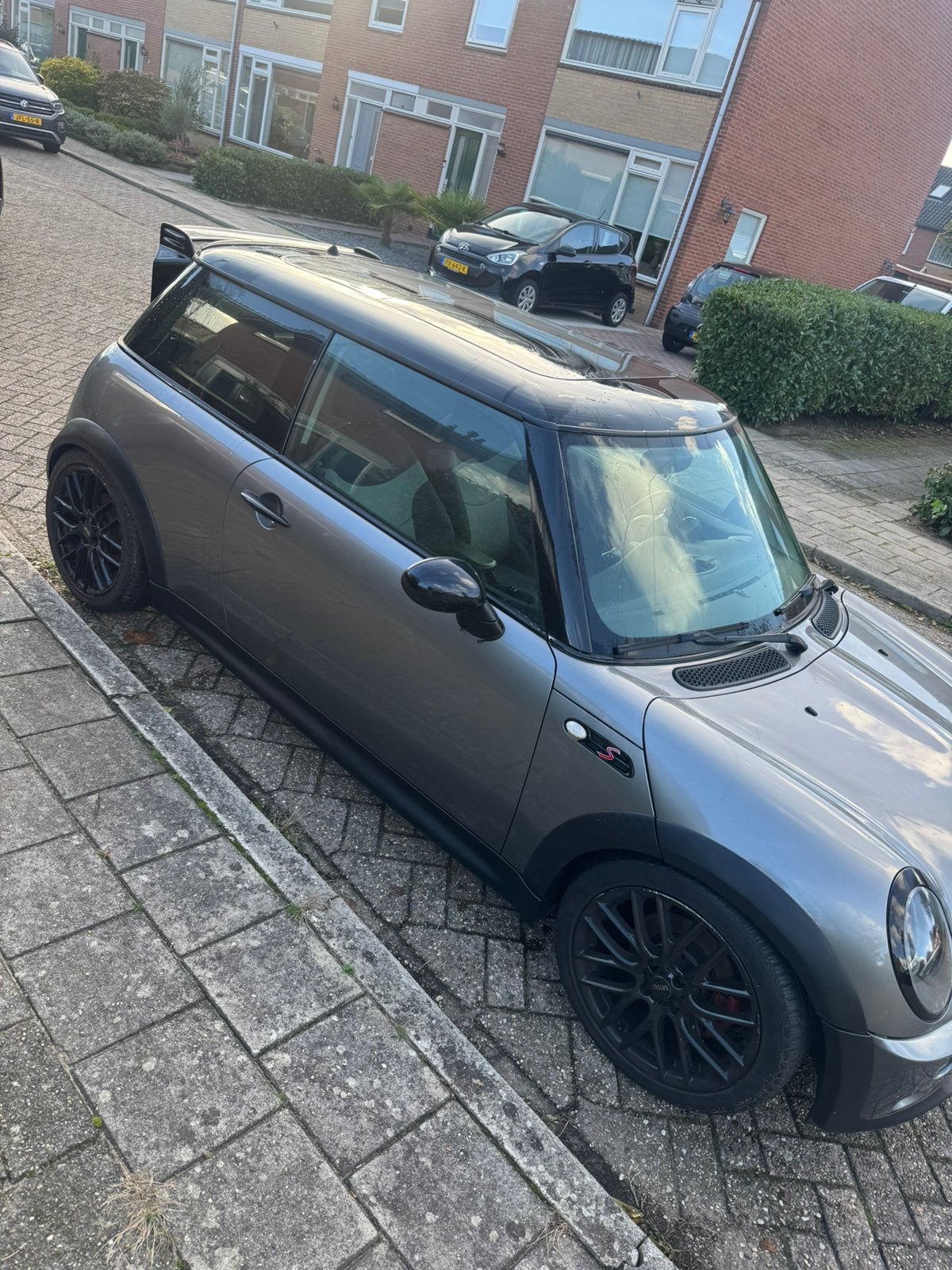 Mini 1.6 16V Cooper S 2004 Grijs, Auto's, 202 pk, 750 kg, 4 cilinders, 4 stoelen
