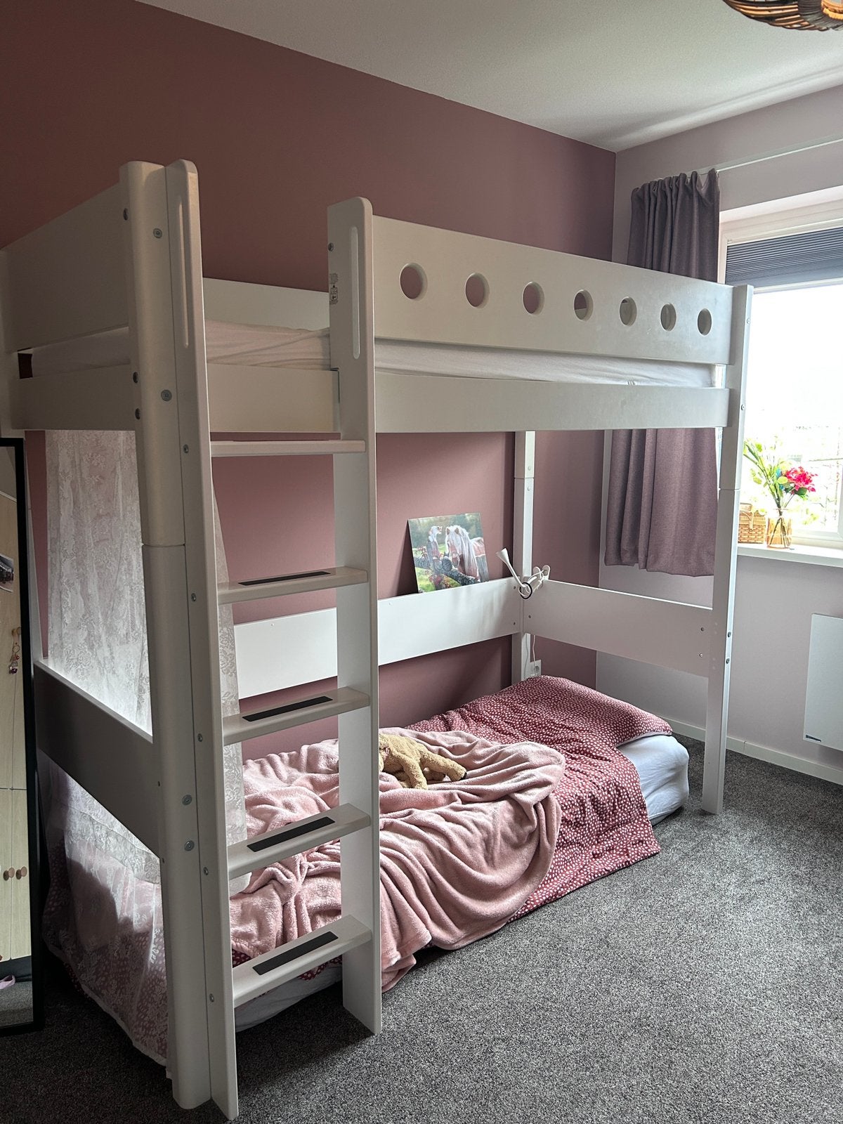 Mooie hoogslaper Flexa, Kinderen en Baby's, Kinderkamer | Stapelbedden en Hoogslapers, Ophalen, Zo goed als nieuw, Hoogslaper