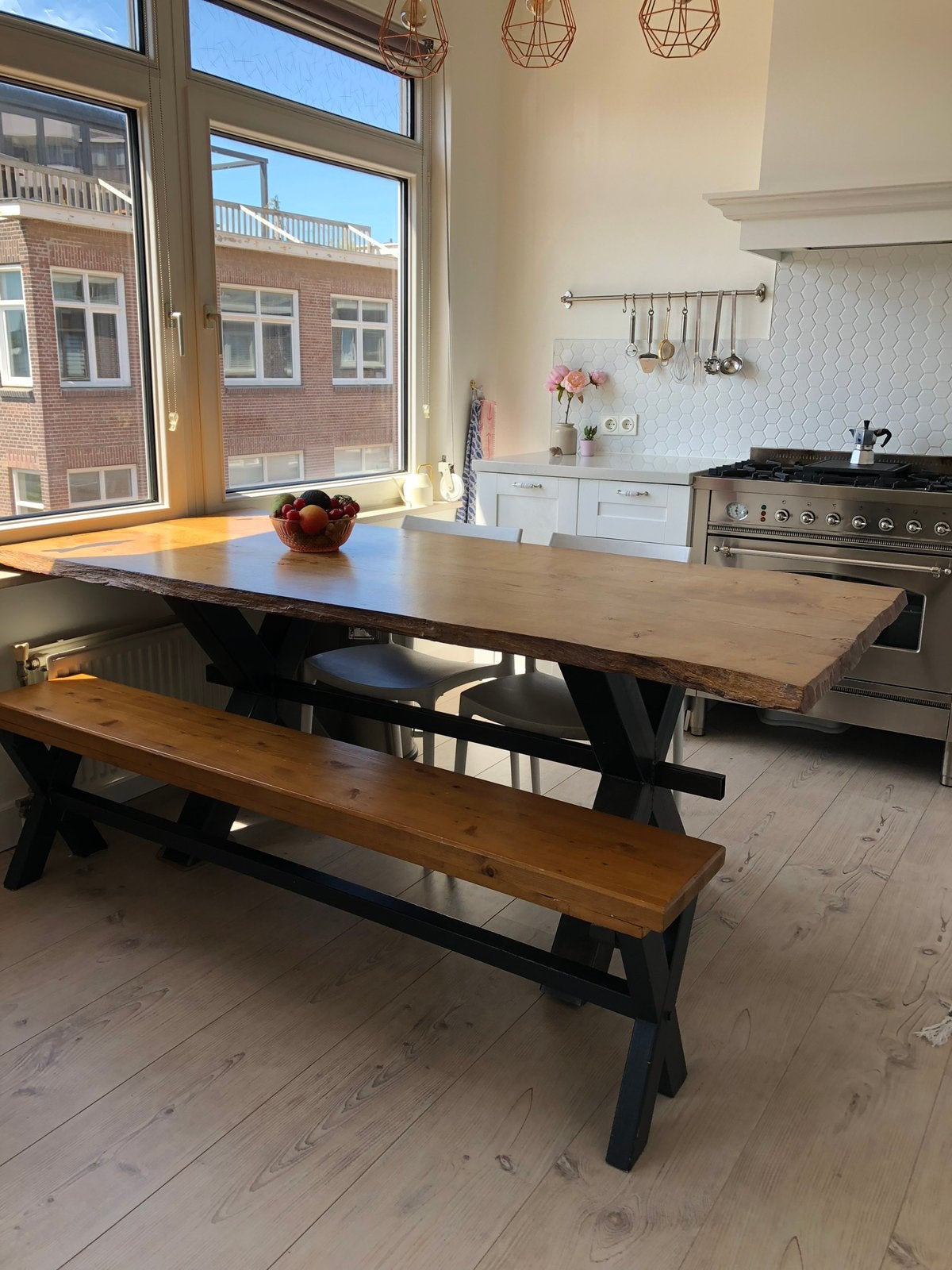 Massief eikenhouten eettafel, Gebruikt, Eikenhout, 200 cm of meer, Vijf personen of meer