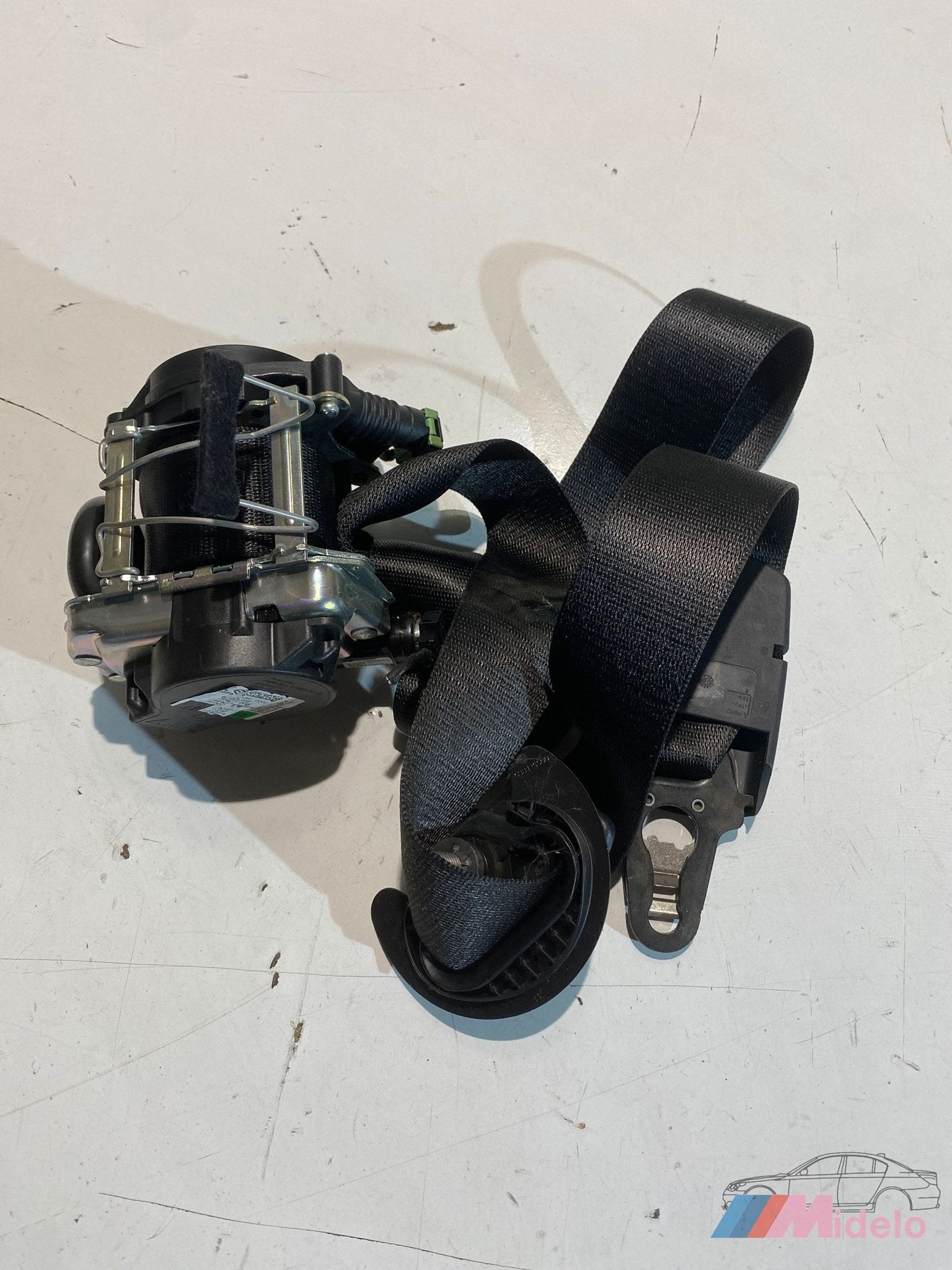 BMW F40 GORDEL RECHTS VOOR 641229400B, Auto-onderdelen, Gebruikt, -, -, Ophalen of Verzenden
