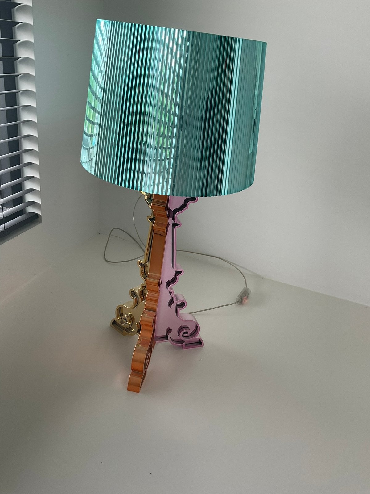 Kartell Bourgie lamp kleur, Huis en Inrichting, Lampen | Tafellampen, Ophalen, Gebruikt, Kunststof, 50 tot 75 cm
