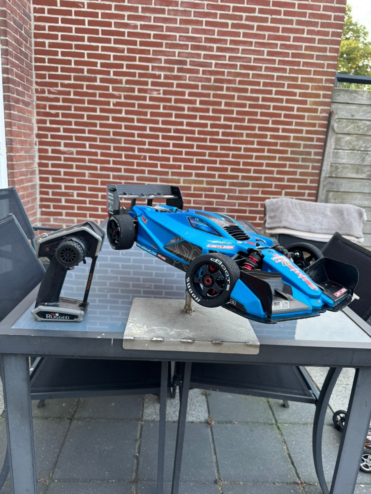 Arrma limetless (ZGAN Rijklaar), Ophalen, Zo goed als nieuw, Overige schalen, Onderdeel