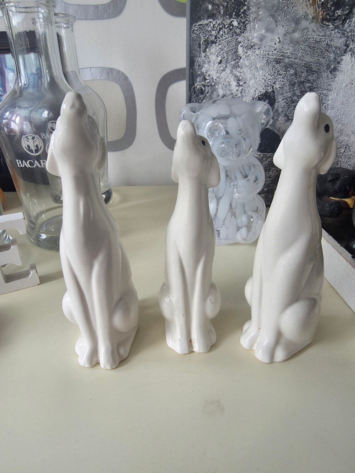 Vintage witte keramieken windhonden beeldjes - 19cm hoog, Ophalen of Verzenden