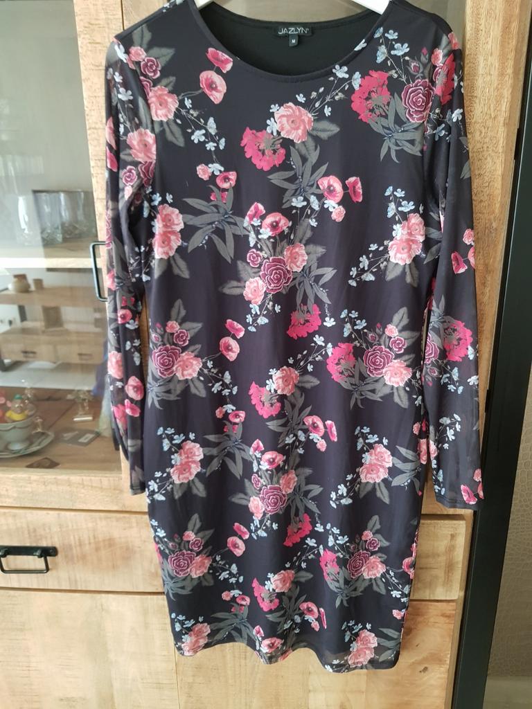 jazlyn bloemen jurk mt m, Ophalen of Verzenden, Nieuw, Onder de knie