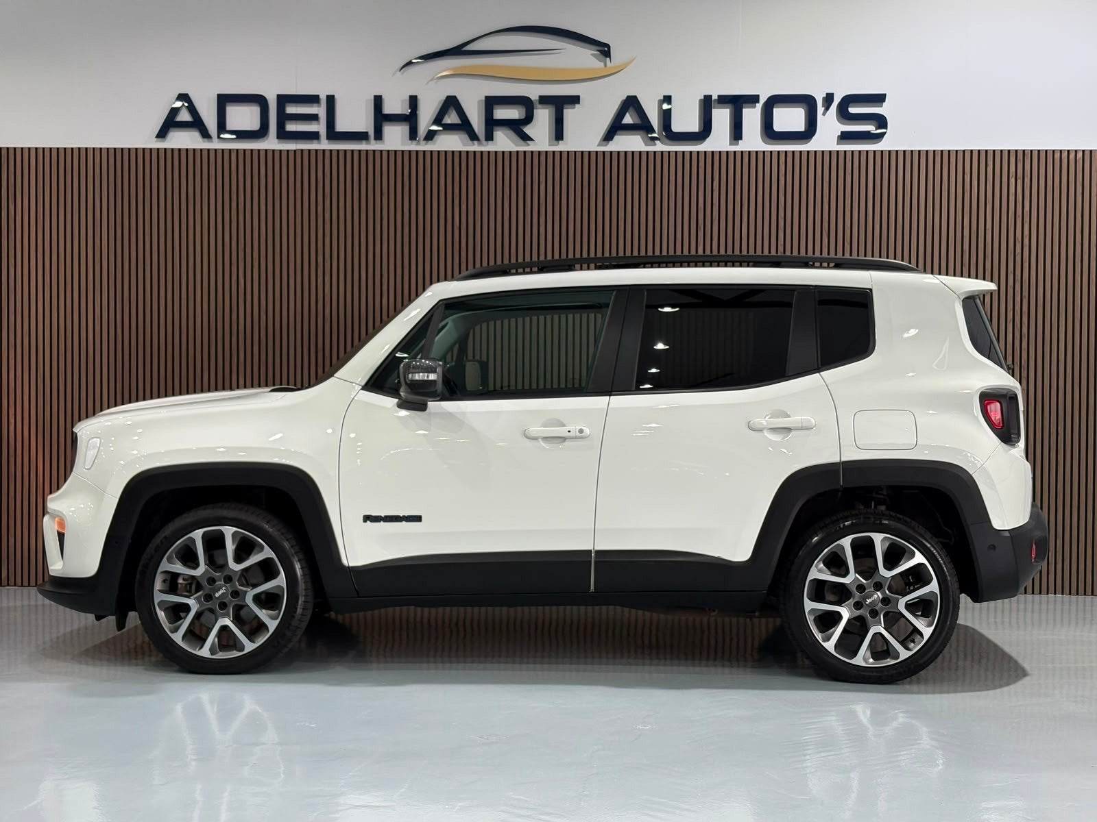 Jeep Renegade 4xe 240 PK Plug-in Hybrid Electric S / Panoram, Automaat, Automatische klimaatregeling, Gebruikt, Wit