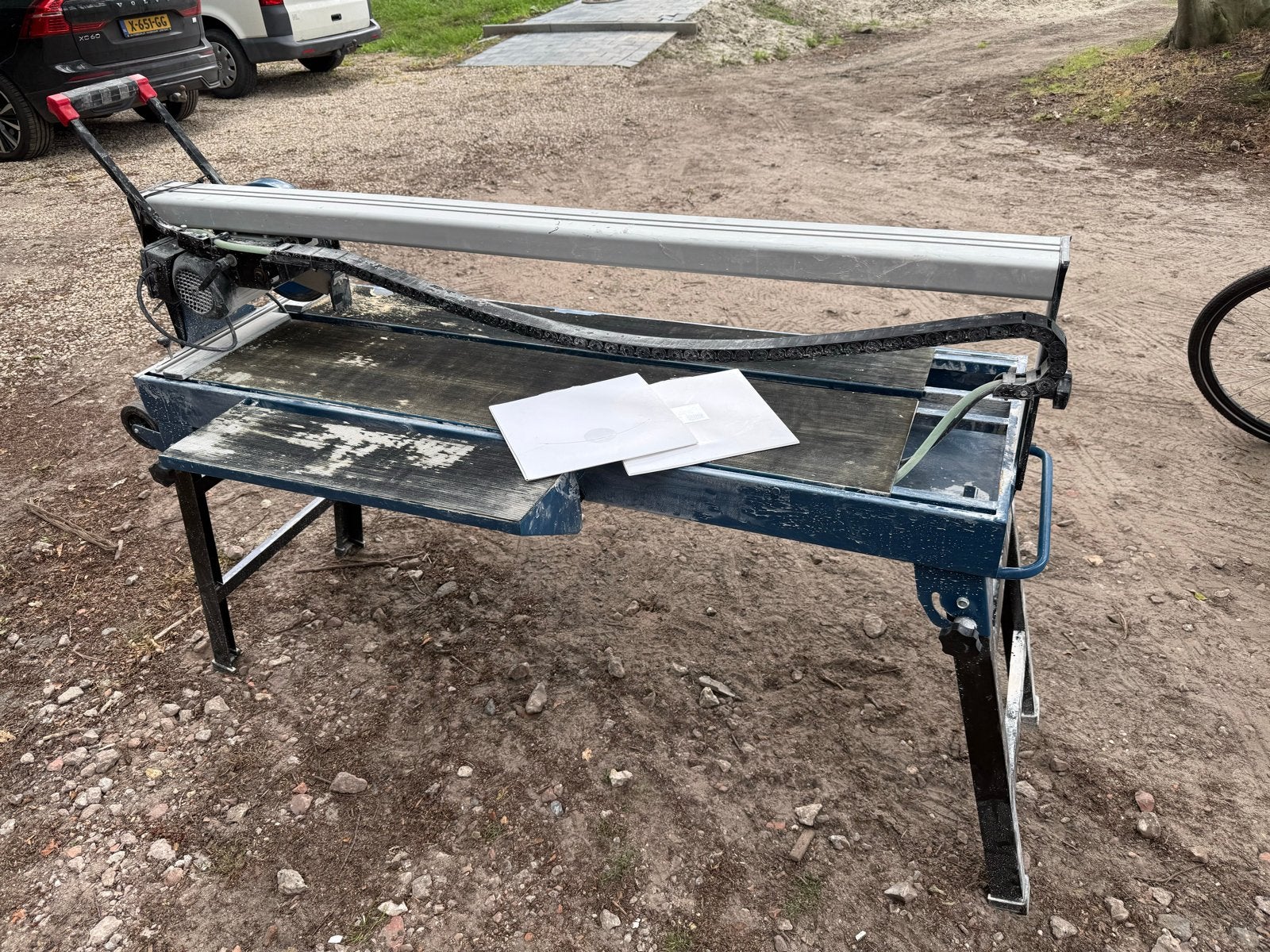 HBM Professionele Tegelzaagmachine met twee extra zaagbladen, Doe-het-zelf en Verbouw, Ophalen, Gebruikt, 70 mm of meer, Overige typen