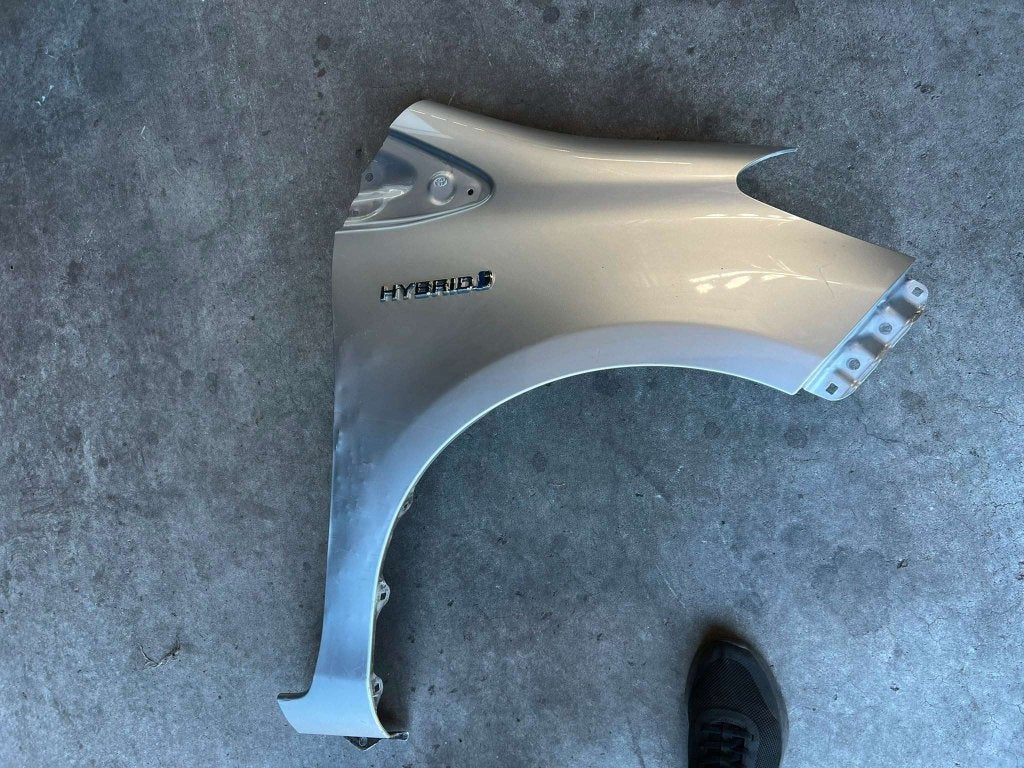 scherm yaris rechts vanaf 2016 zilver, Toyota, Toyota, Voor, Gebruikt