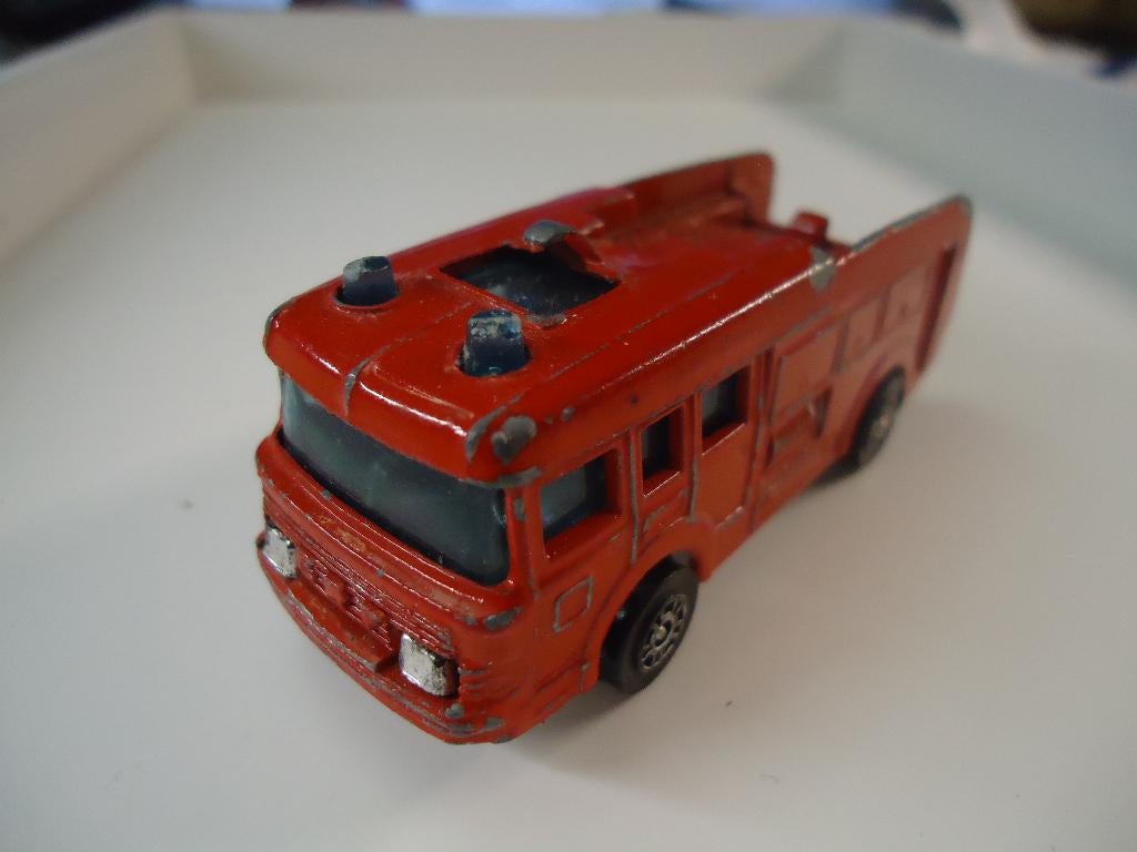+/- 1:100 ERF brandweer bluswagen - Corgi Juniors #2, Ophalen of Verzenden, Gebruikt, Auto
