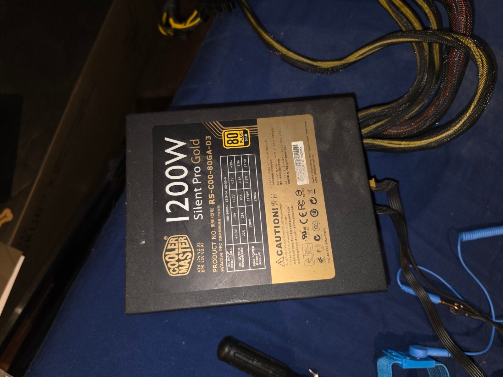 PC powersupply 1200 watt Gold Coolermaster, Computers en Software, Interne voedingen, Ophalen of Verzenden, Gebruikt