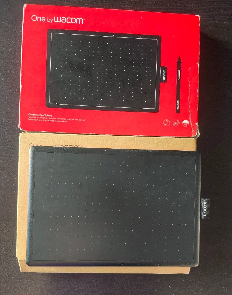 Wacom one pen tablet maat M CTL-672, Computers en Software, Ophalen, Bedraad, Wacom One