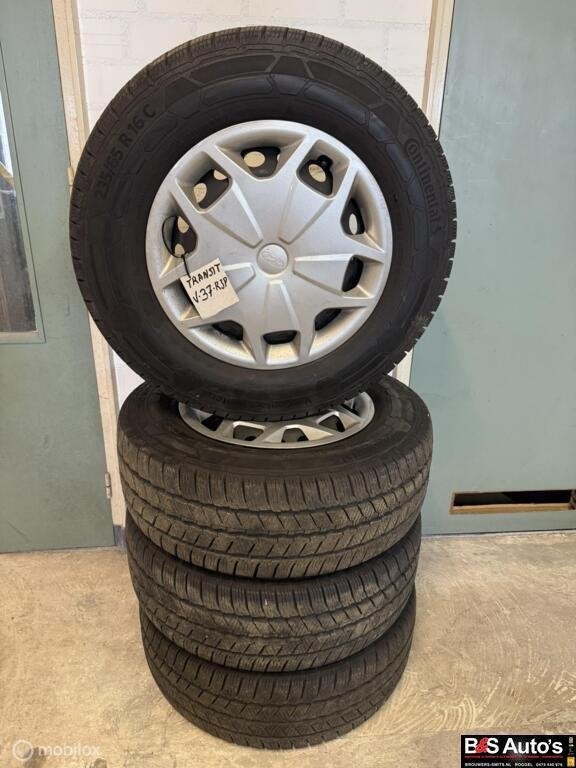 Continental winterset als nieuw Ford Transit 14->, Ophalen, 16 inch, Banden en Velgen