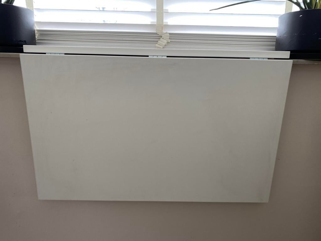 Inklapbare tafel/wandtafel ,, Ophalen, Zo goed als nieuw, Tafel(s)