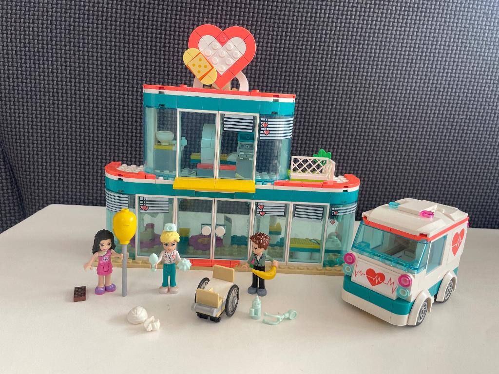 Lego friends ziekenhuis 41394, Gebruikt, Lego, Friends, Ophalen of Verzenden