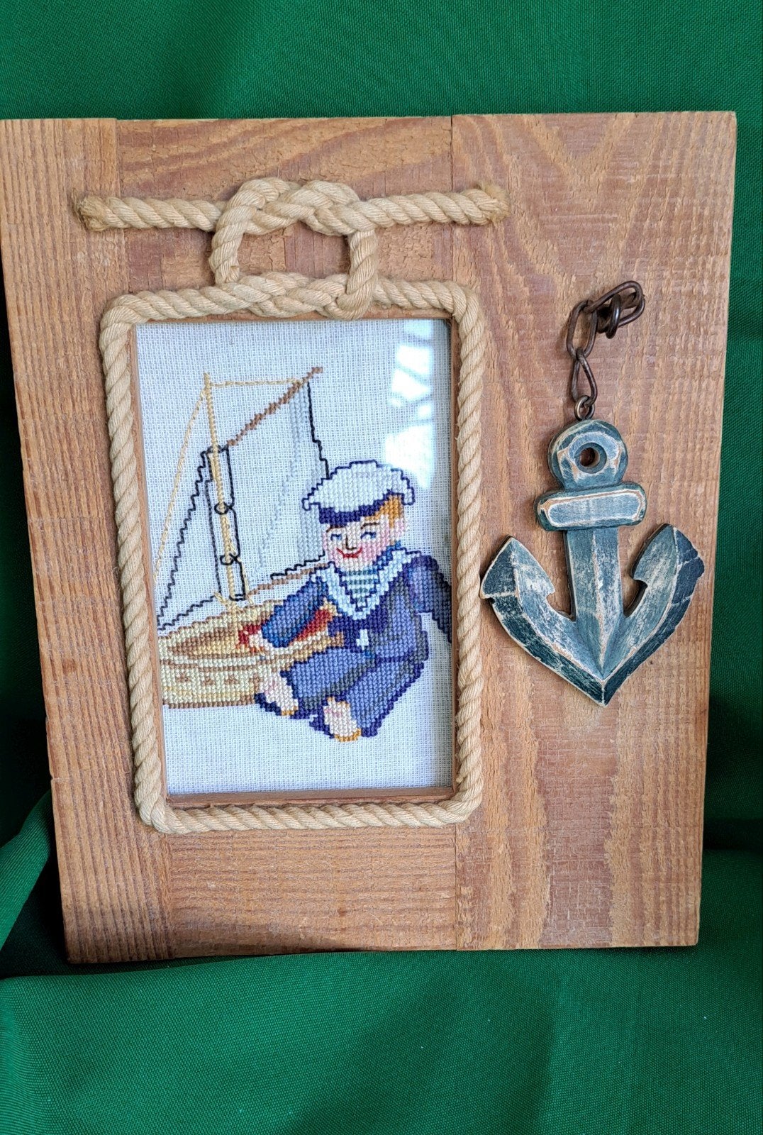 Vintage houten fotolijst met zeeman borduurwerk, Gebruikt, Onbekend, Ophalen of Verzenden, Onbekend