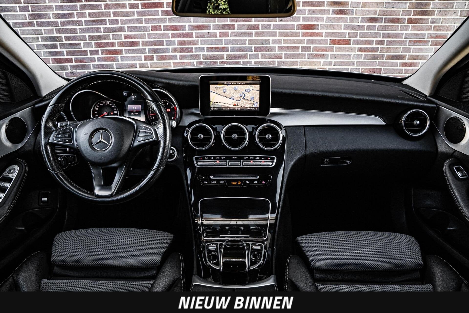 Mercedes-Benz C-klasse Estate 180 Prestige | Panoramadak | T, Auto's, Automaat, Dealer onderhouden, Achterwielaandrijving, Leder en Stof