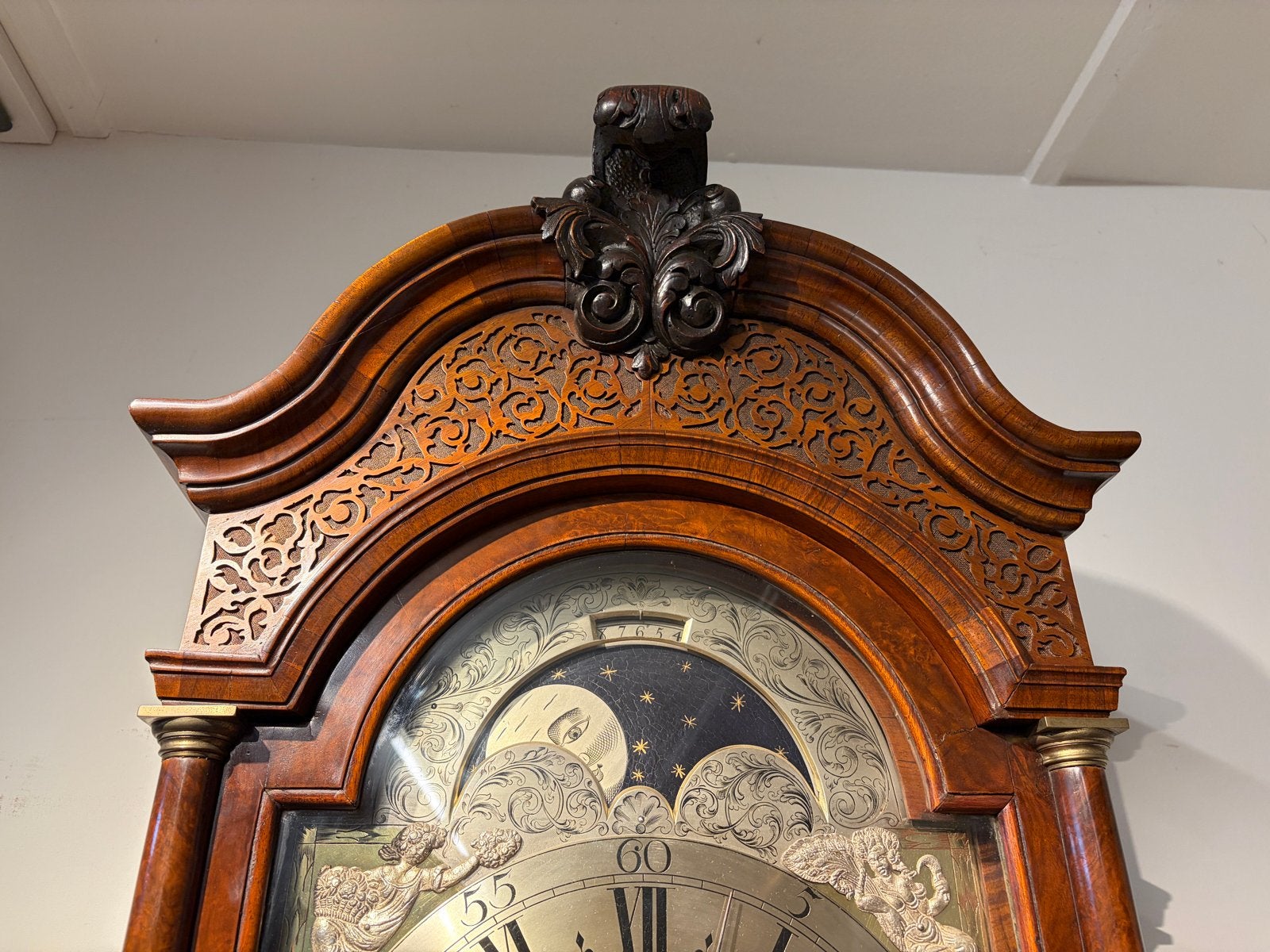Bijzonder 18e-eeuws Amsterdams staand horloge met kalender e, Ophalen